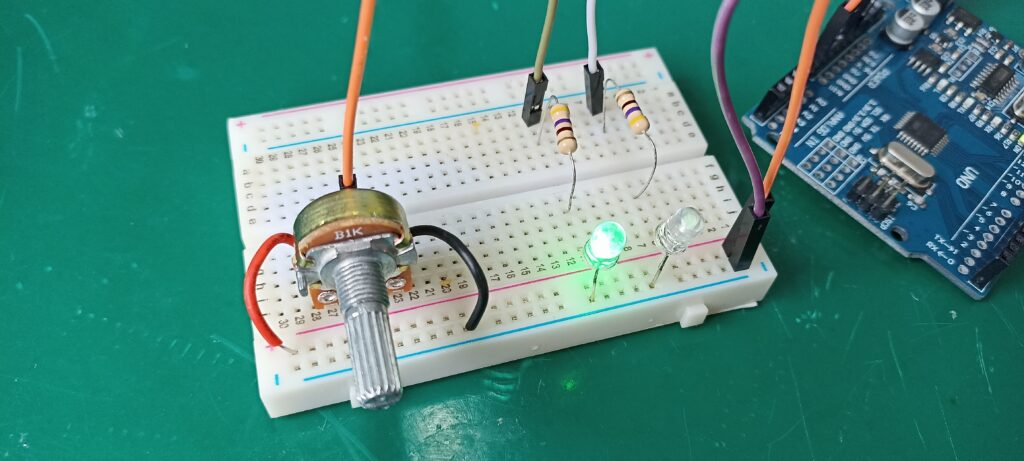 Montagem em protoboard da IHM de dois LEDs