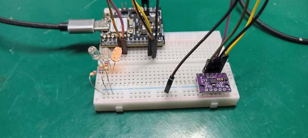 led amarelo com esp32