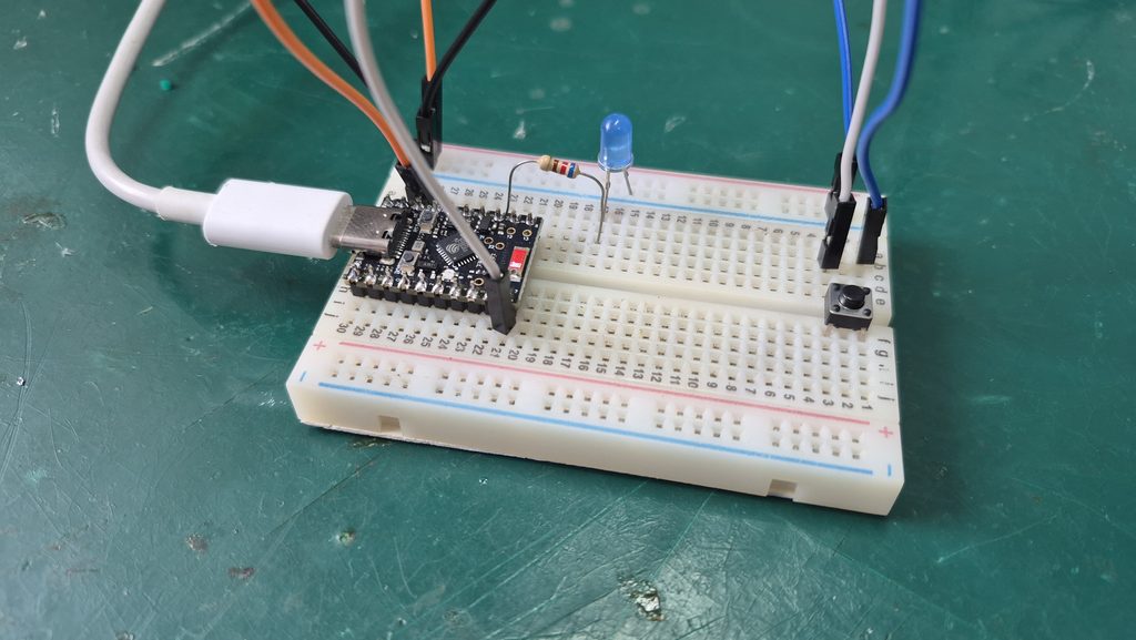 Montagem do circuito para salvar dados no ESP32